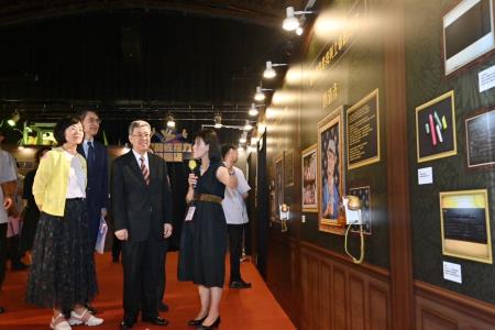 2023年8月4日行政院長陳建仁出席「OPEN圖書館」開幕式3　共10張