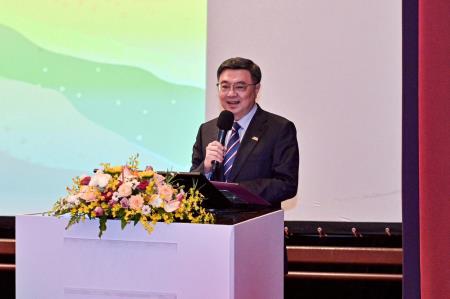 2026年5月3日行政院長卓榮泰出席2026健康台灣全國論壇 　共6張