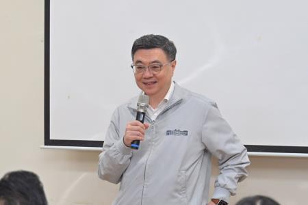 2026年6月10日行政院長卓榮泰訪視靈糧堂基隆市七堵失智症團體家屋 　共5張