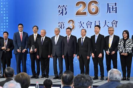 2024年7月12日行政院長卓榮泰出席「中華民國工商協進會第26屆第3次會員大會」　共6張