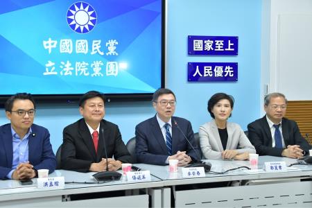卓院長今(29)日拜會立法院民進黨團、國民黨團及立法院長韓國瑜照片 共6張　共6張