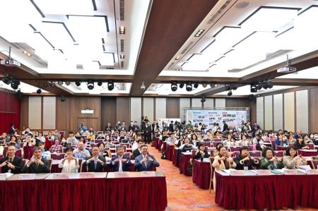卓院長今（9）日出席「2024人權日國際研討會」照片 共5張 　共5張