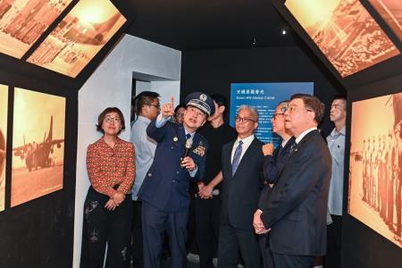 2026年8月19日行政院長卓榮泰出席文化部「晴空季」記者會 　共8張