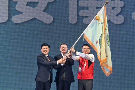 行政院長卓榮泰出席第53屆獸醫師節慶祝大會　共5張