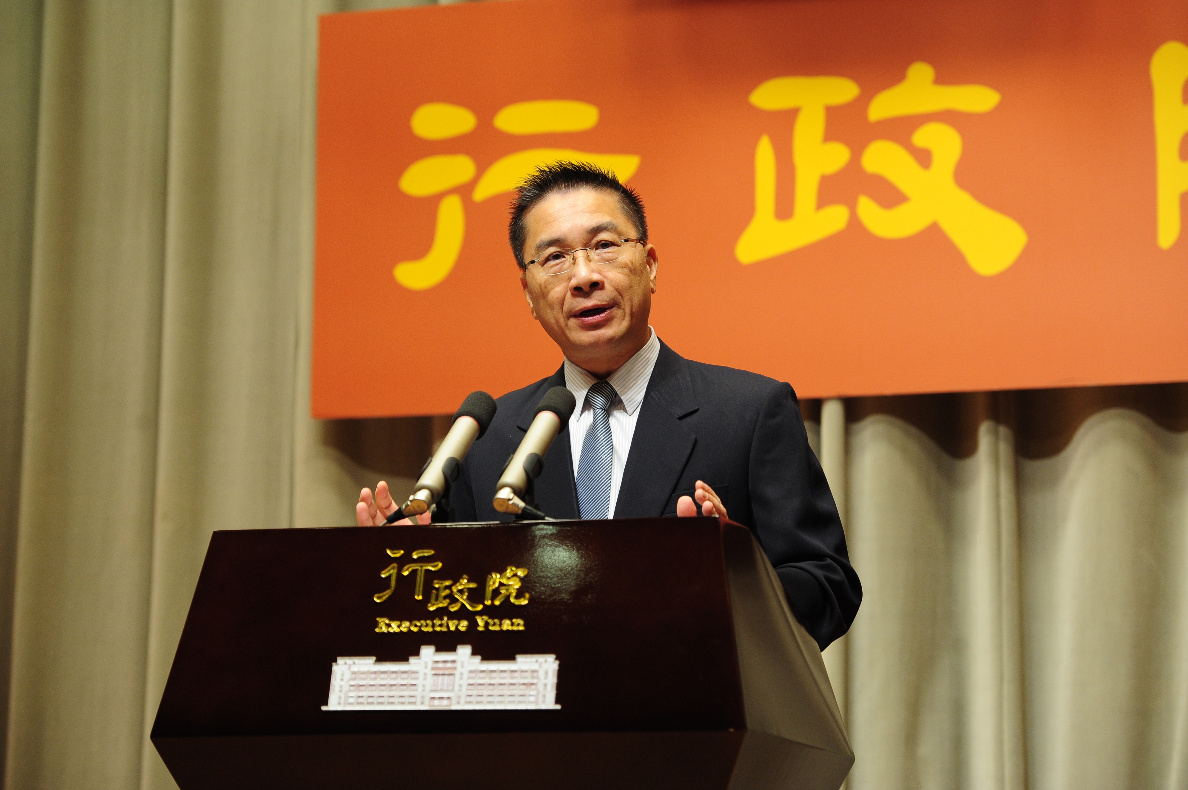 政院：鏡週刊專訪林全院長 報導標題與實際訪談有落差 　共2張