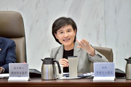 2026年6月23日行政院長卓榮泰主持國家人工智慧戰略特別委員會議首次會議 　共10張