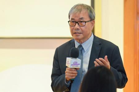 2026年7月15日行政院長卓榮泰出席行政院青年諮詢委員會第5屆第23次會議 　共8張