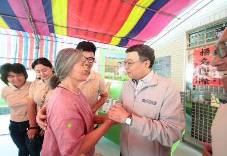 2026年10月18日(不公開)行政院長卓榮泰訪視雲林縣福運稻農產品初級加工場 　共8張