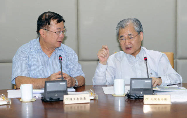 毛揆：全力掌握農損救助 協助農民渡過難關 　共3張