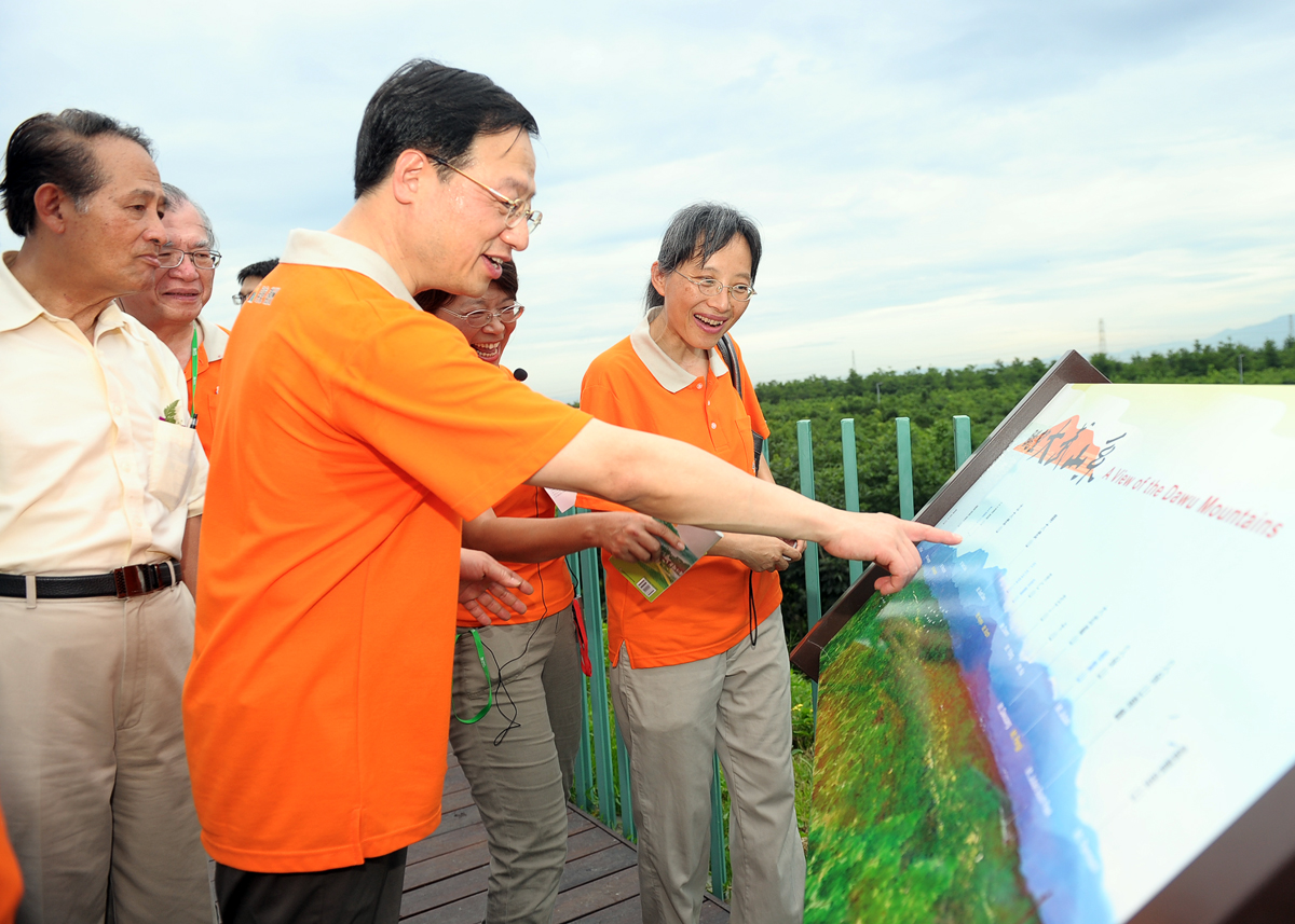 江揆期勉中央與地方合作 推動加值型農業 　共2張