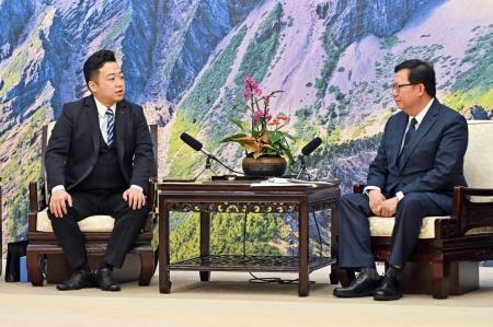 鄭副院長今(23)日接見「國際青年商會中華民國總會『第61屆十大傑出青年當選人』」一行照片_3 共4張 　共4張