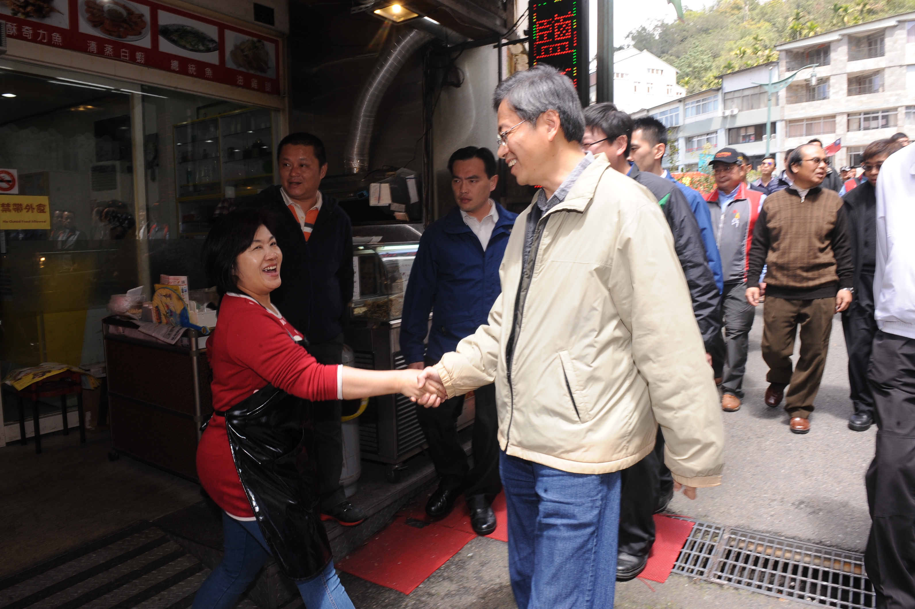 張揆：加強國際宣傳及客源分流作法 吸引更多國際旅客來臺 　共4張