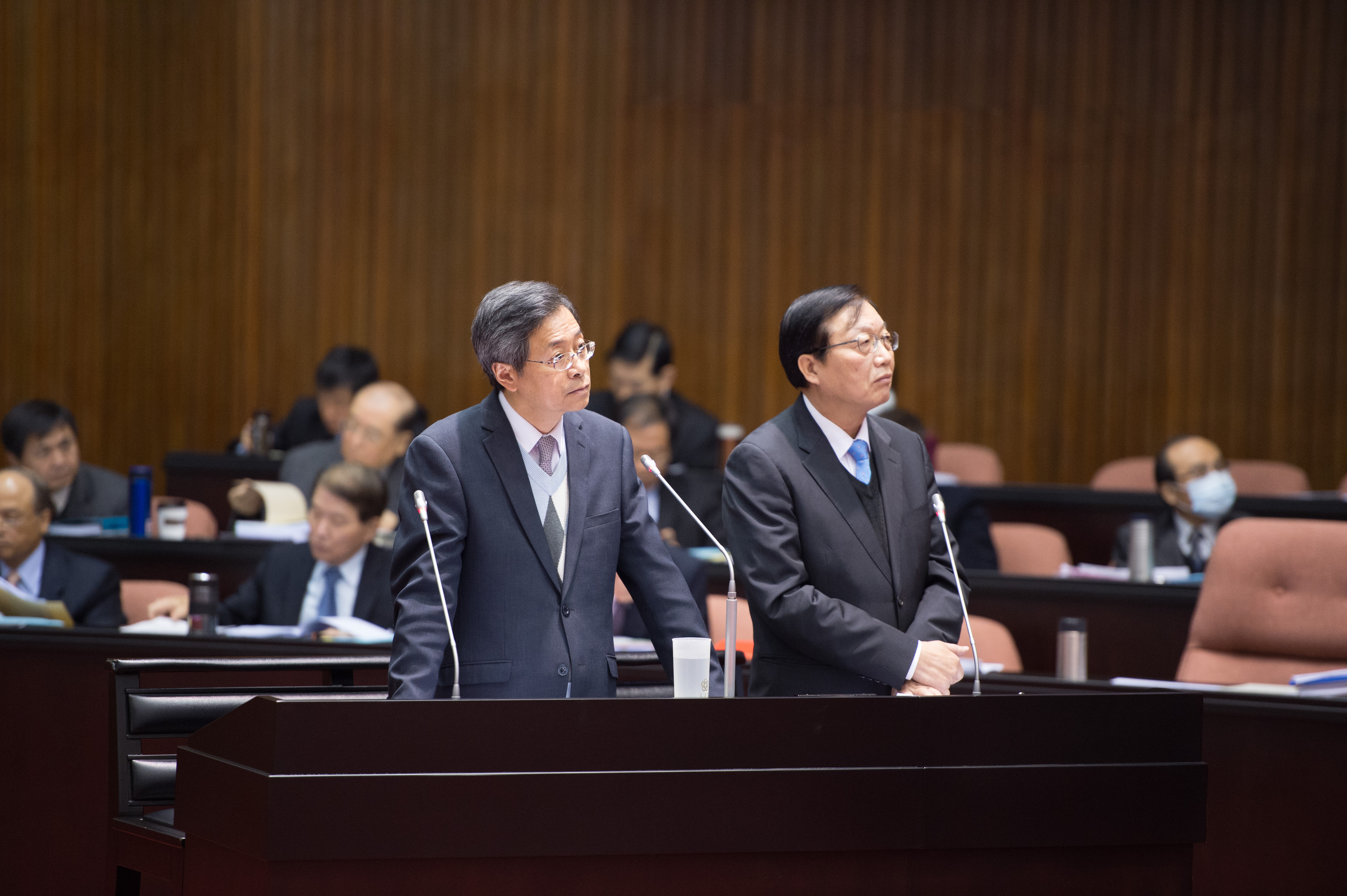 行政院張院長立法院第9屆第1會期口頭施政報告 　共2張