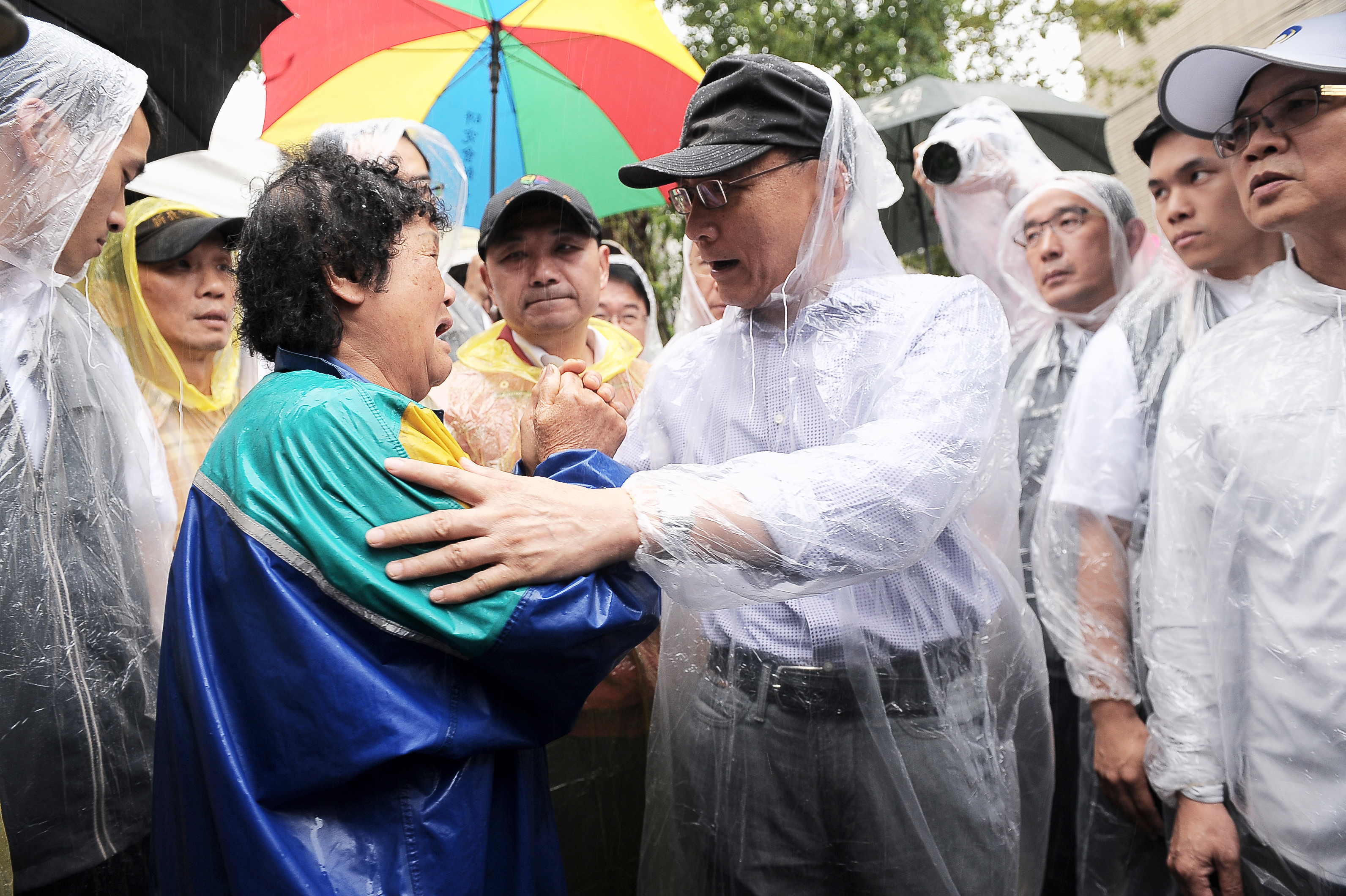 視察汐止民宅地基掏空災情 林揆：妥善規劃水土保持  強化防災量能