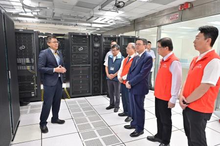 2024年7月21日行政院長卓榮泰視察中央氣象署並聽取113年第3號颱風凱米動態情形。