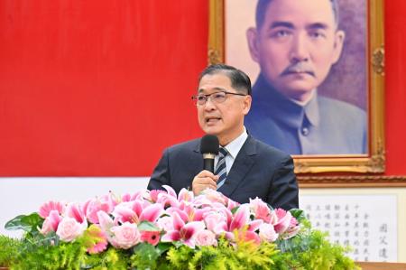 2026年7月20日行政院長卓榮泰出席「115年地方公職人員選舉檢警調廉移高層首長選舉查察座談會」 　共4張