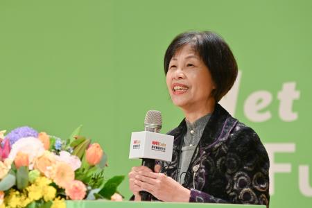 2025年1月22日行政院副院長鄭麗君出席「公民社會的淨零沙盒實驗－以科技力、社會力、網絡力構築淨零社會基盤」展示會暨論壇 　共7張