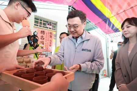 2026年10月18日(不公開)行政院長卓榮泰訪視雲林縣福運稻農產品初級加工場 　共8張