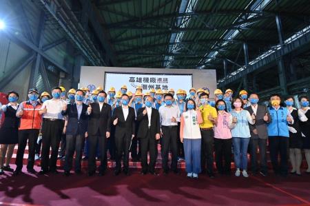 2022年6月18日行政院長蘇貞昌出席高雄機廠遷建潮州基地啟用典禮3 　共5張