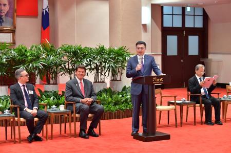 2024年9月4日行政院長卓榮泰接見「美國台灣商業協會」訪團一行 _5_　共7張