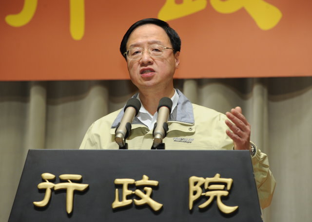 江揆探視立院外靜坐學生 強調服貿會逐條審查並盼整起事件理性落幕 　共2張