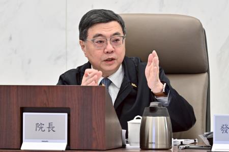 2026年3月11日行政院長卓榮泰主持中央道路交通安全會報115年第1次會議 　共5張