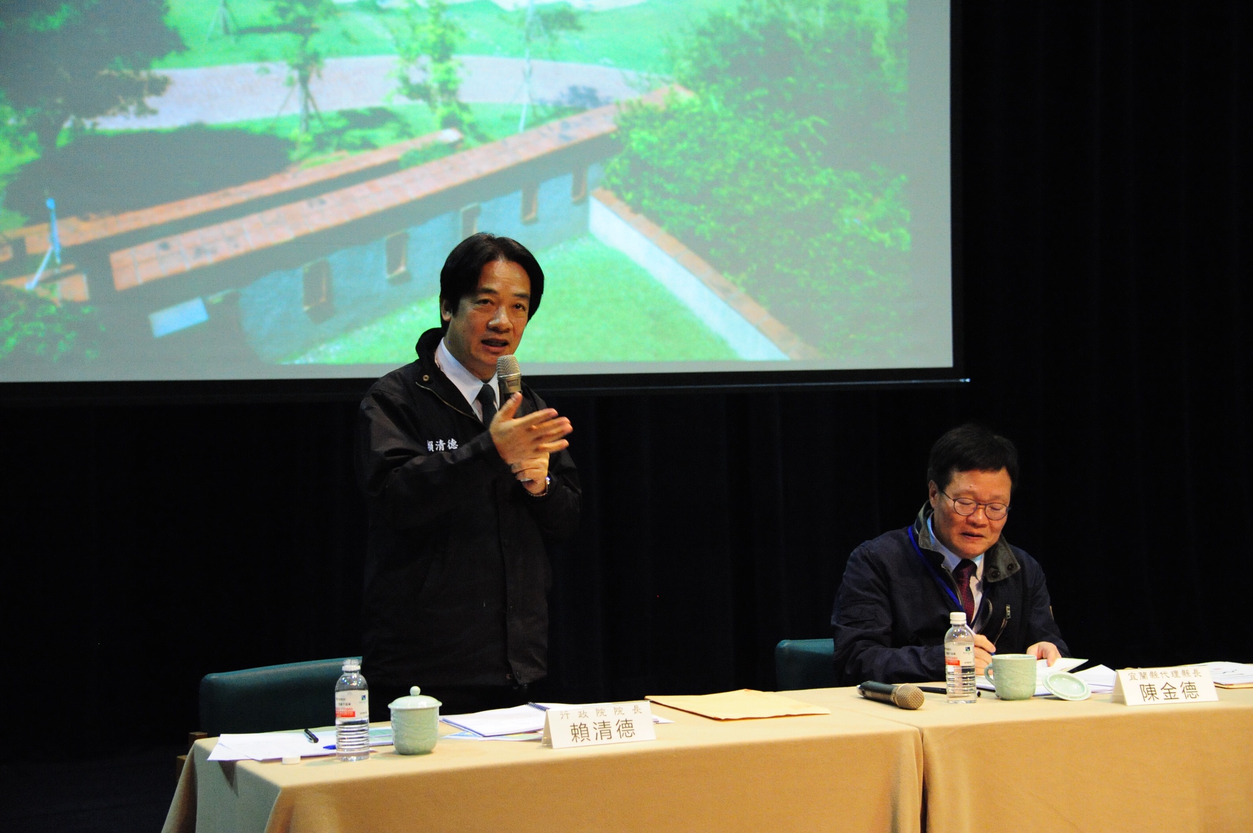 內閣團隊走訪宜蘭 賴揆盼中央地方齊力推動前瞻與長照2.0計畫　共4張