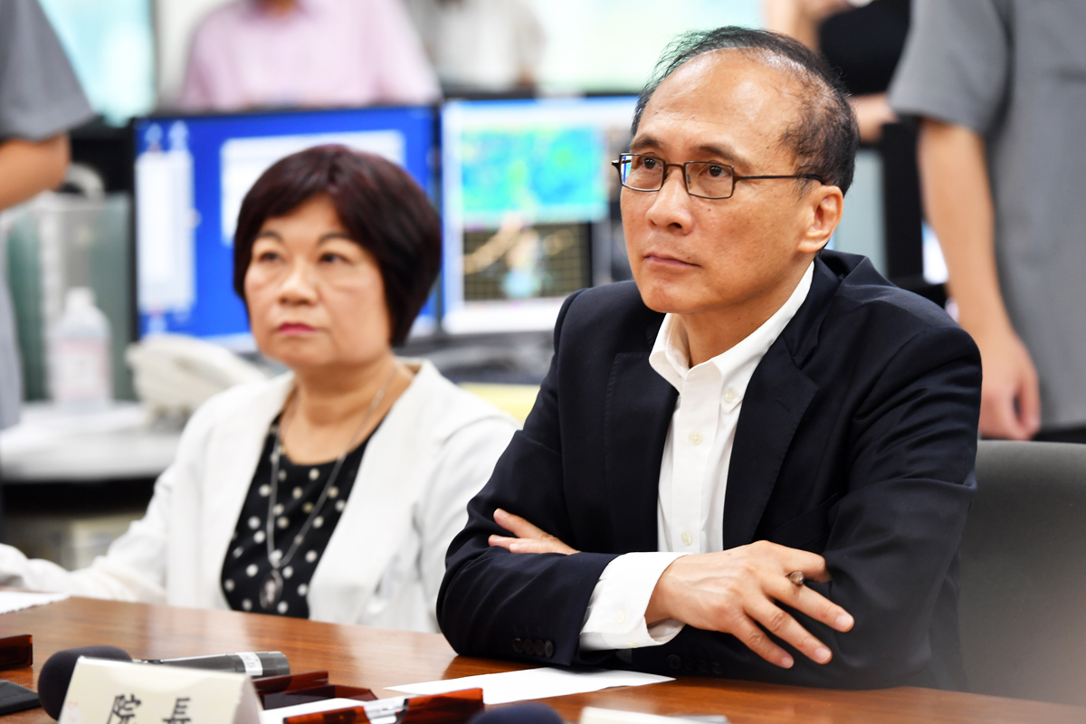 關切尼莎颱風動態 林揆：提高警覺做好防颱整備　共3張