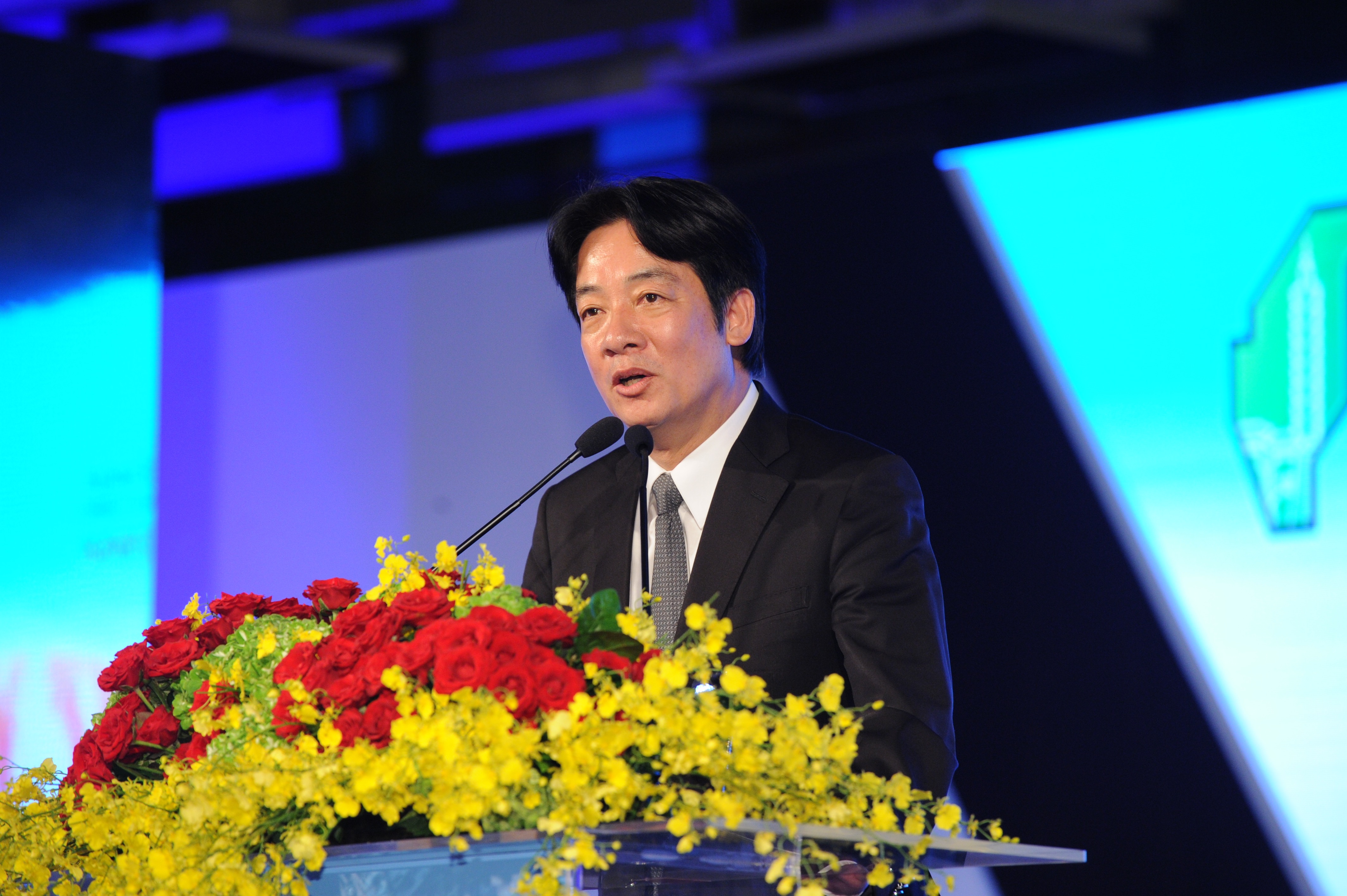 賴揆：「世界資訊科技大會」促進台灣資訊科技發展 　共3張