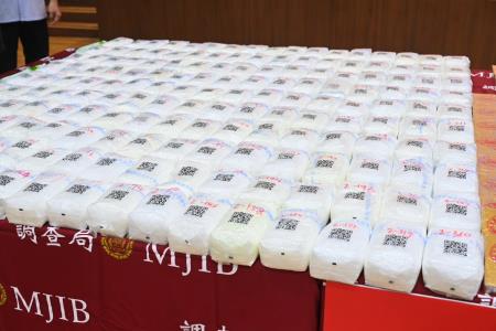 2026年6月16日行政院長卓榮泰出席法務部調查局緝毒成果記者會  　共10張