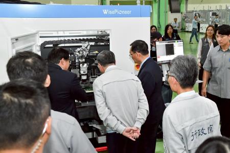 2026年6月5日行政院長卓榮泰參訪旭東機械工業股份有限公司 　共6張