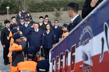 卓院長今(20)日慰勉「海洋委員會海巡署艦隊分署北部地區機動海巡隊同仁」照片 共8張　共8張