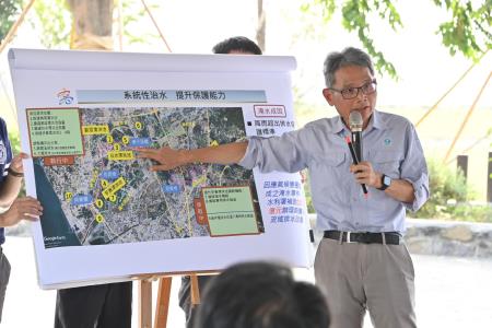 2024年10月12日_1行政院長卓榮泰視察典寶溪芋寮滯洪池後續工程6