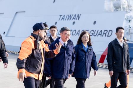 卓院長今(20)日慰勉「海洋委員會海巡署艦隊分署北部地區機動海巡隊同仁」照片 共8張　共8張