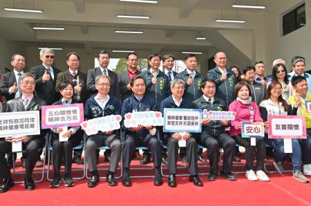 2023年2月21日行政院長陳建仁視察臺南市鹽水區社區心理衛生中心-S__117243990
