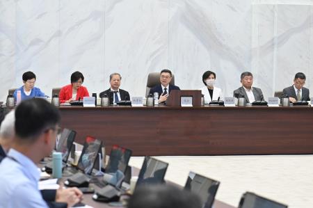 [新聞照片] 2024年6月24日行政院長卓榮泰主持行政院113年第3次治安會報 　共5張