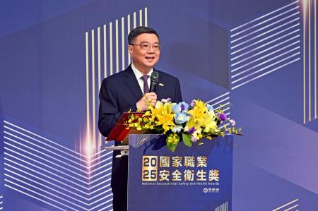 2025年10月20日行政院長卓榮泰出席114年國家職業安全衛生獎頒獎典禮　共7張