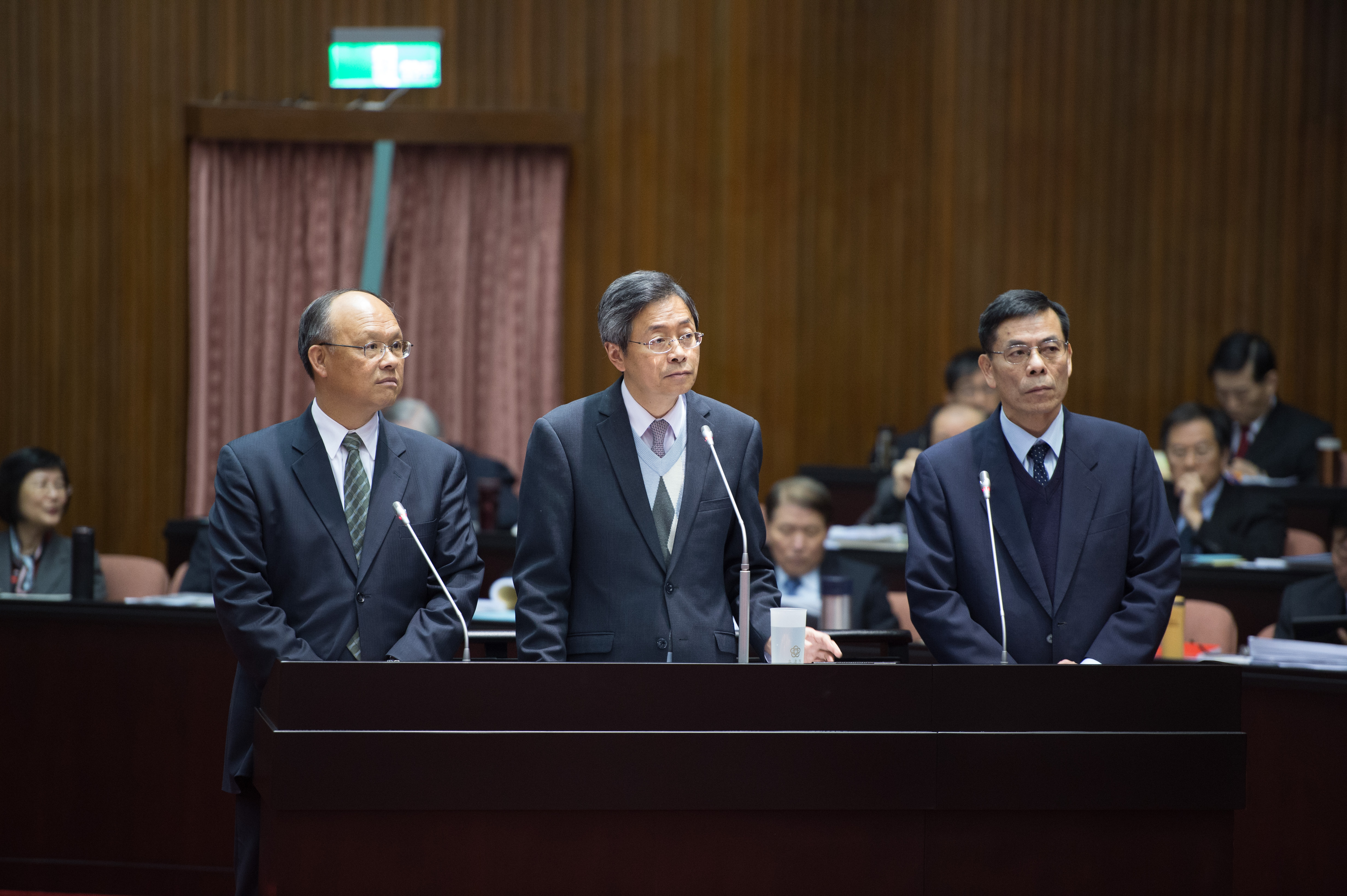 行政院張院長立法院第9屆第1會期口頭施政報告 　共2張