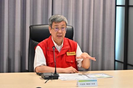 2023年9月2日行政院長陳建仁視察員山子分洪道 _2 共9張