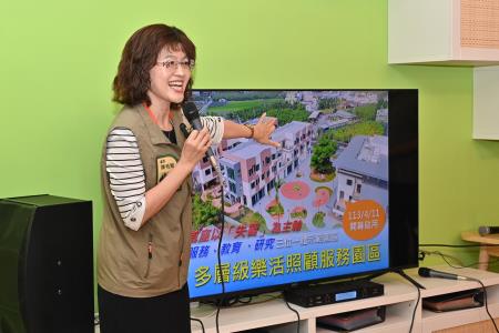 2024年7月22日行政院長卓榮泰視察屏東縣政府多層級樂活照顧服務園區。