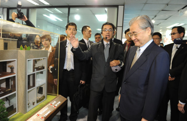 毛揆：空總舊址成為多元化創新基地  盼臺灣成為全球創新經濟亮點 　共2張