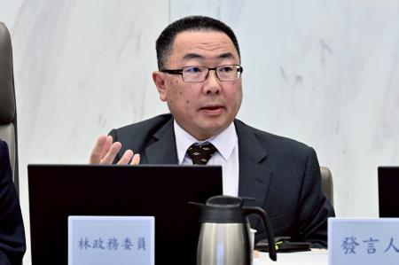 2025年11月20日行政院長卓榮泰主持行政院114年第5次治安會報 　共5張