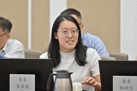 2024年9月23日行政院副院長鄭麗君主持行政院「體育暨運動發展部」諮詢小組第3次會議S__159817872_0_0_0 　共8張
