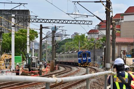 2023年8月23日行政院副院長鄭文燦視察桃園鐵路地下化平鎮車站工程_5　共5張