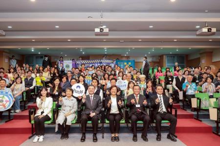 2026年3月22日行政院長卓榮泰出席「115年度防災士培訓」　共5張