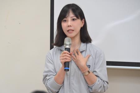 2026年6月10日行政院長卓榮泰訪視靈糧堂基隆市七堵失智症團體家屋 　共5張