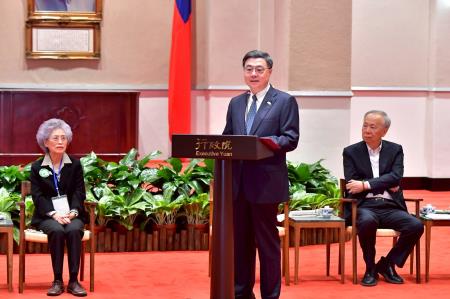 2026年3月30日行政院長卓榮泰接見「泰國台泰國會議員友好協會顧問團」一行 　共5張