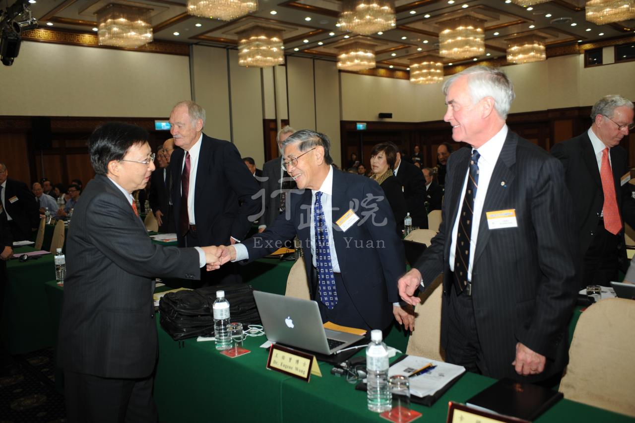 劉兆玄院長出席行政院第28次科技顧問會議開幕典禮 　共2張