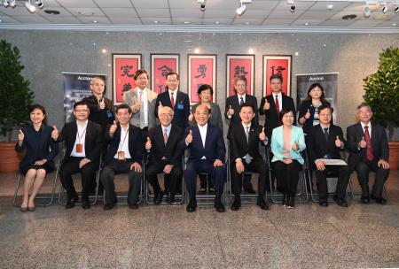 2019年4月9日行政院長蘇貞昌參訪智邦科技股份有限公司DSC_1783 　共7張