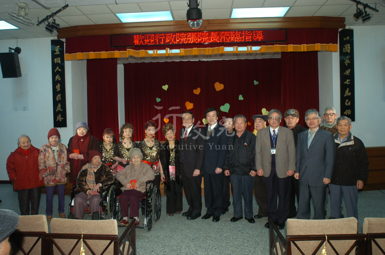 2008年2月12日行政院張俊雄院長參訪內政部北區老人之家 共1張 　共1張